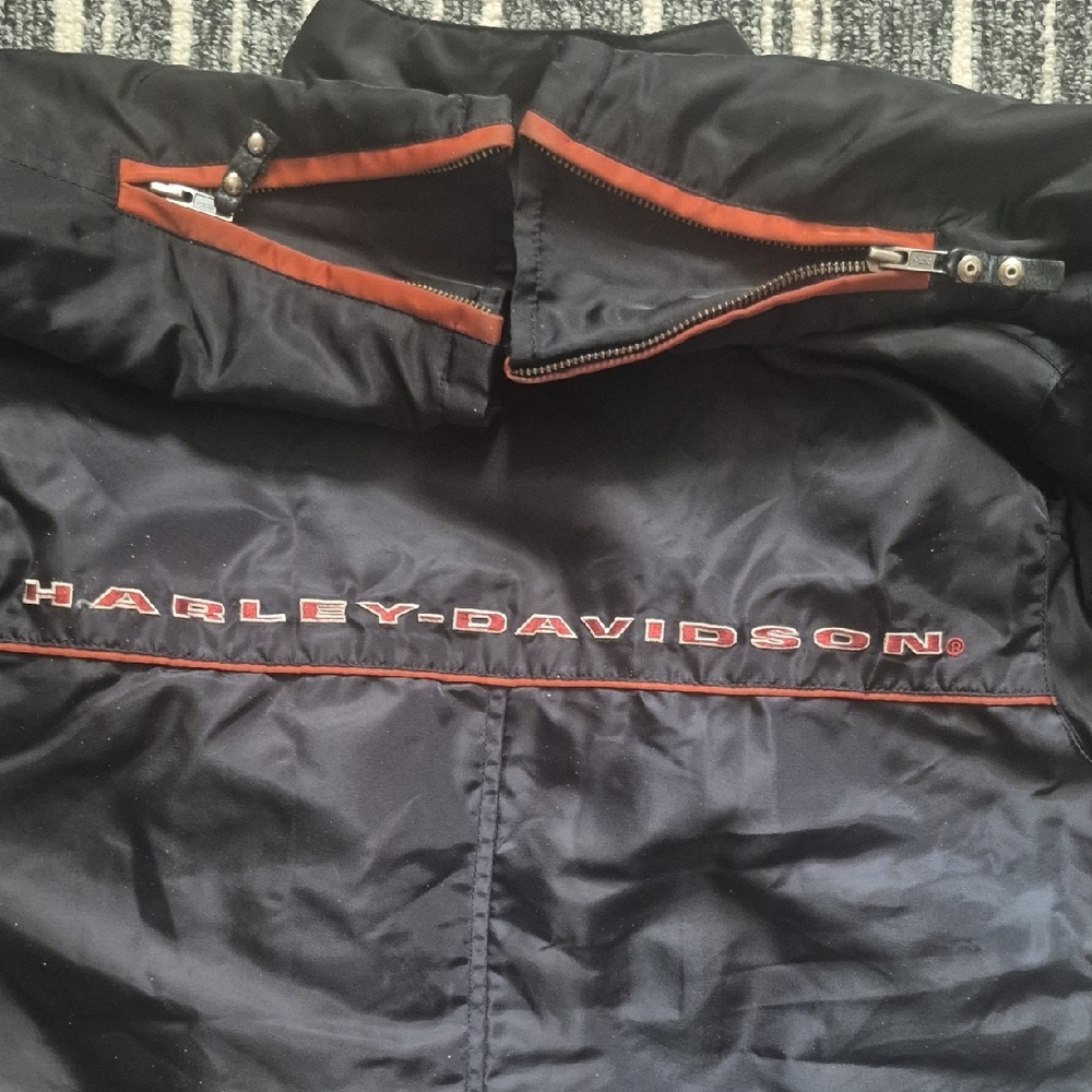 Harley-Davidson Black and Red Riding Jacket - Picture 14 of 14
